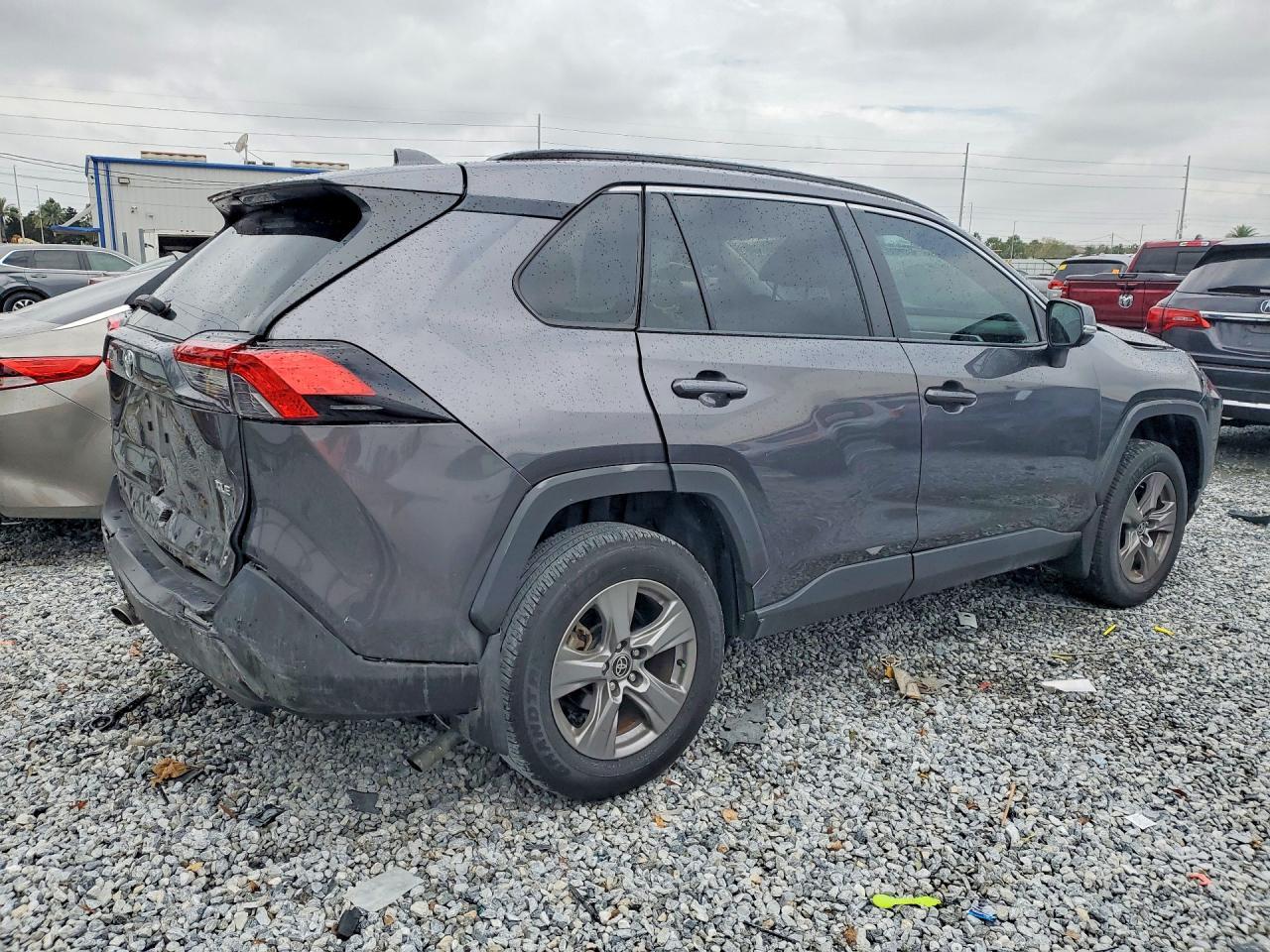 2024 Toyota Rav4 Xle - Фото 3