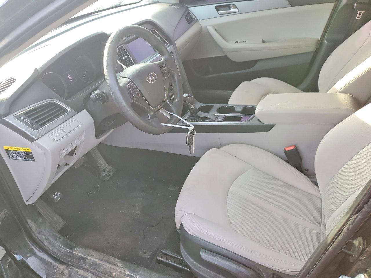 2017 Hyundai Sonata Se - Фото 7