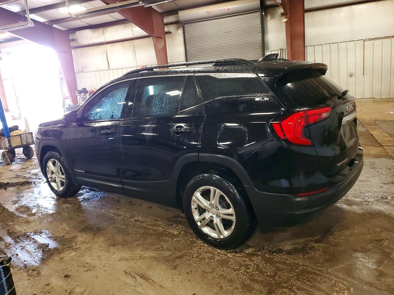 2018 GMC Terrain Sle - Image 2