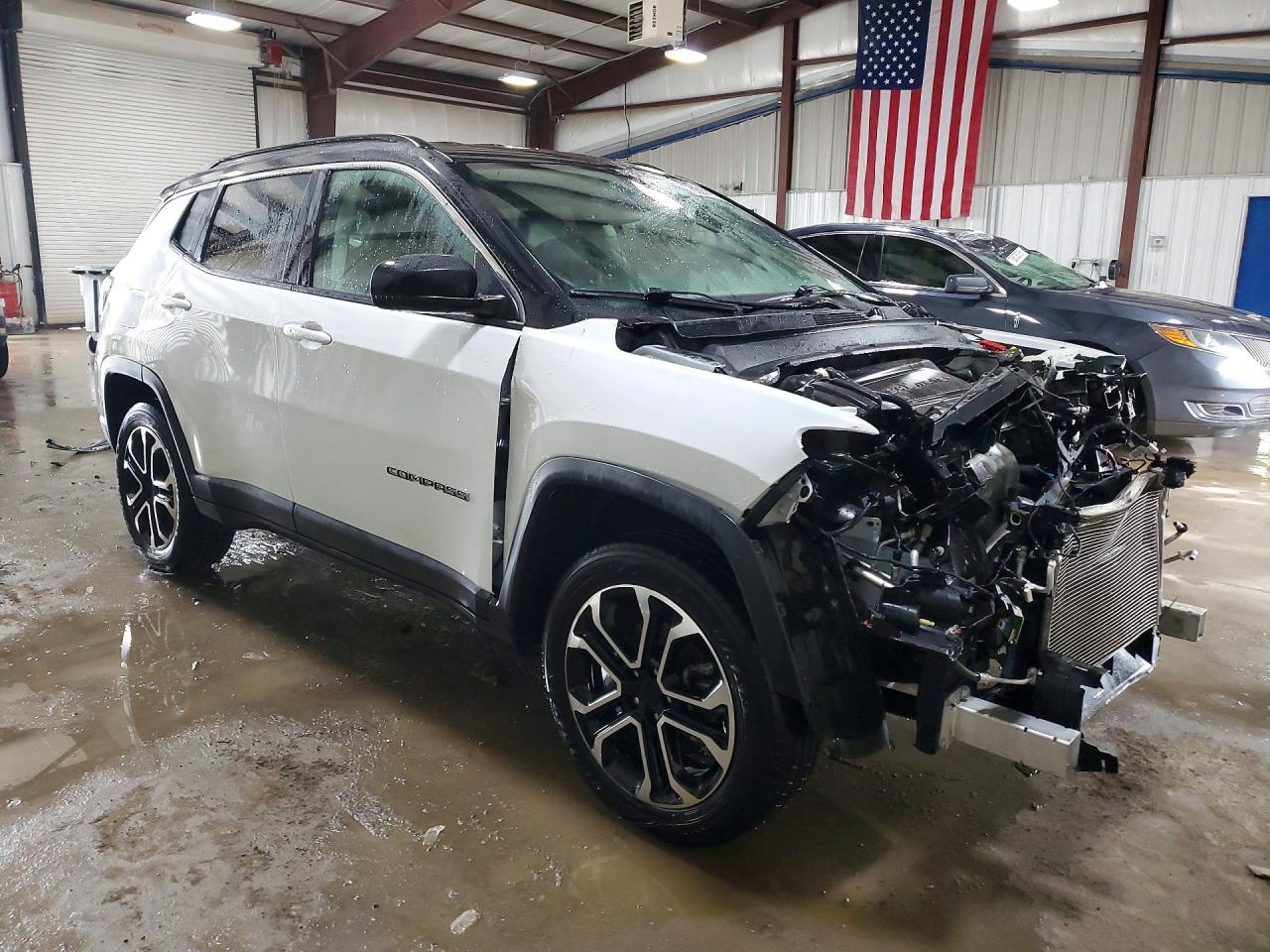 2022 Jeep Compass Limited - Image 4