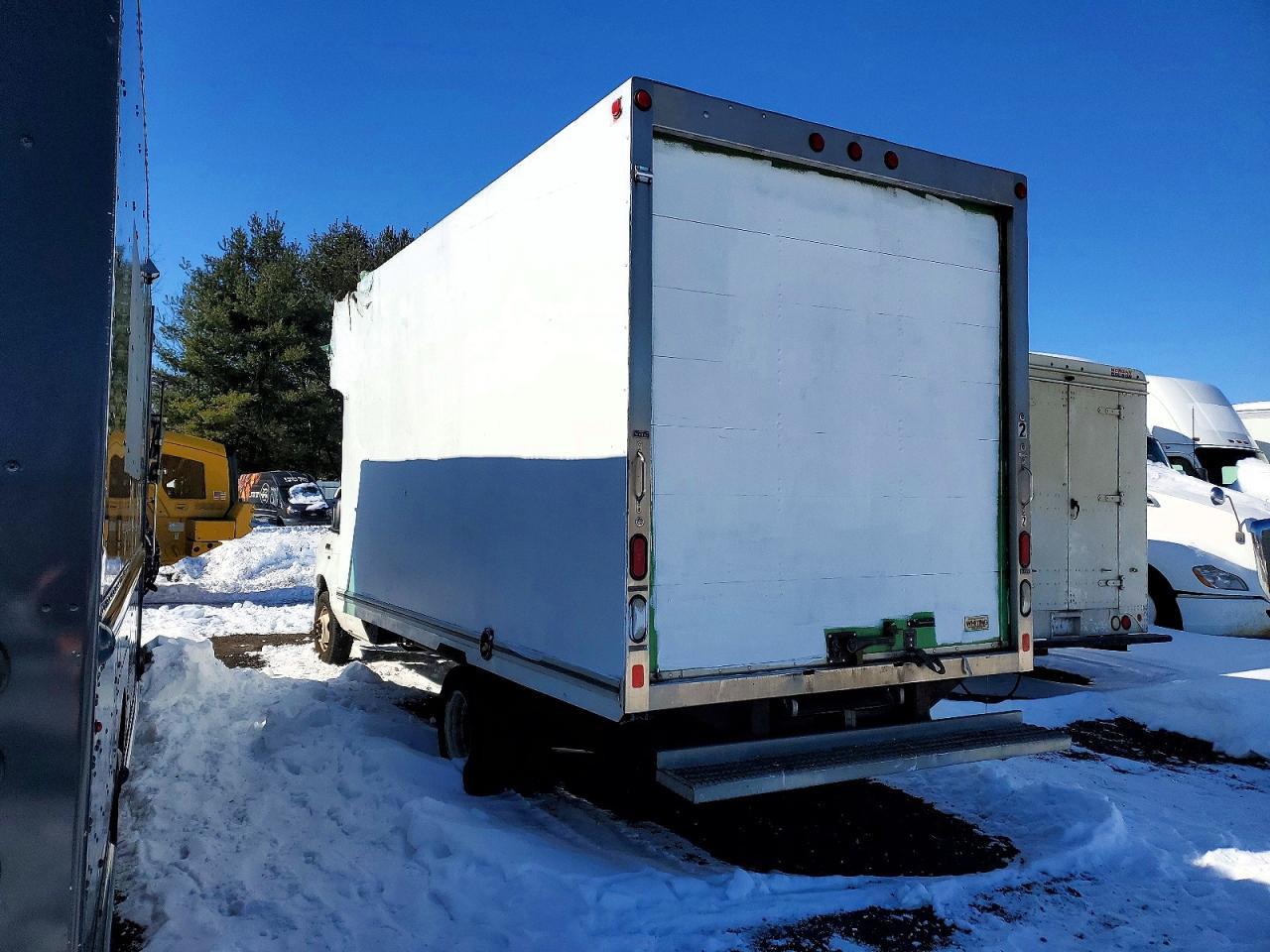 2015 Ford E-350 - Box Truck *** Runs & Drives * Prior Fleet *** - Фото 3