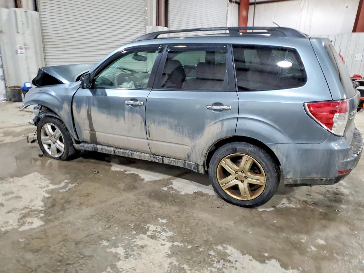 2010 Subaru Forester 2.5X Premium - Фото 2