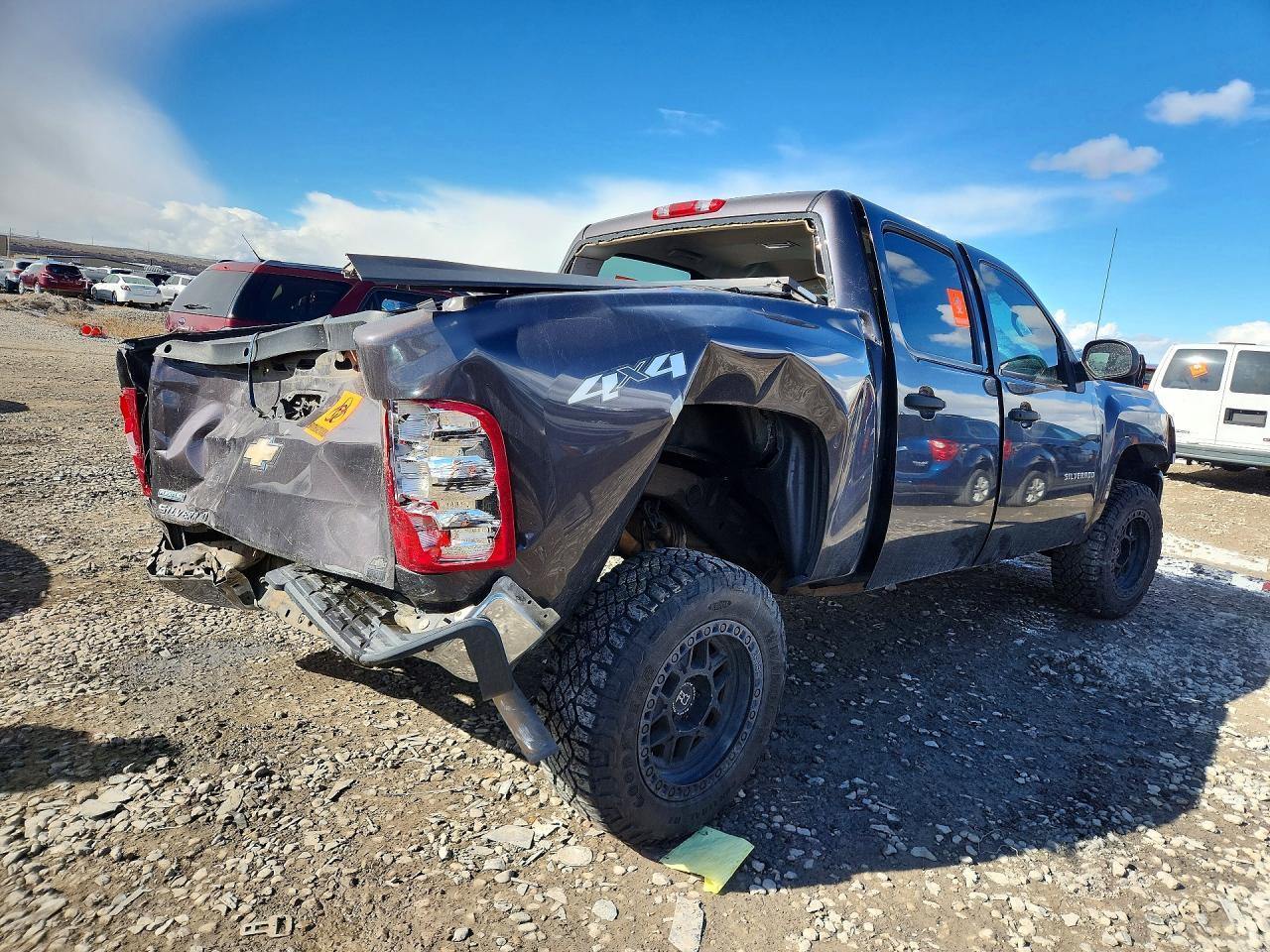 2010 Chevrolet Silverado K1500 - Image 3