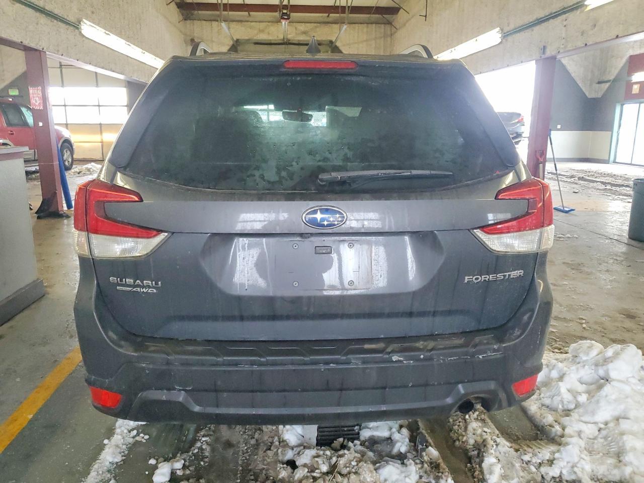 2020 Subaru Forester Premium - Image 6