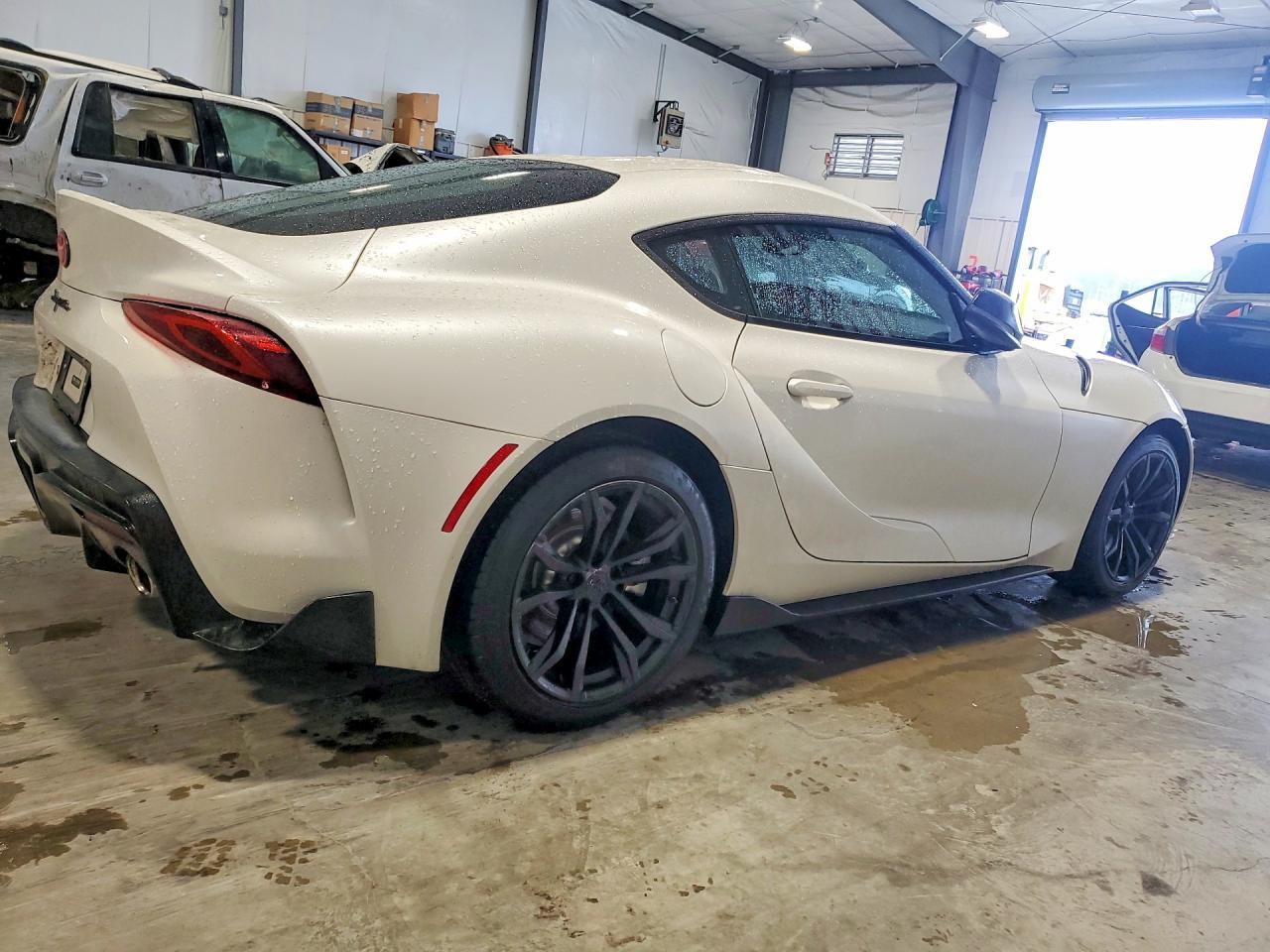 2021 Toyota Gr Supra 2.0 - Фото 3