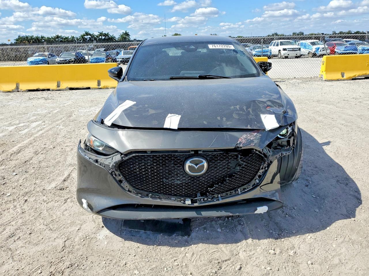 2019 Mazda 3 Preferred - Image 5