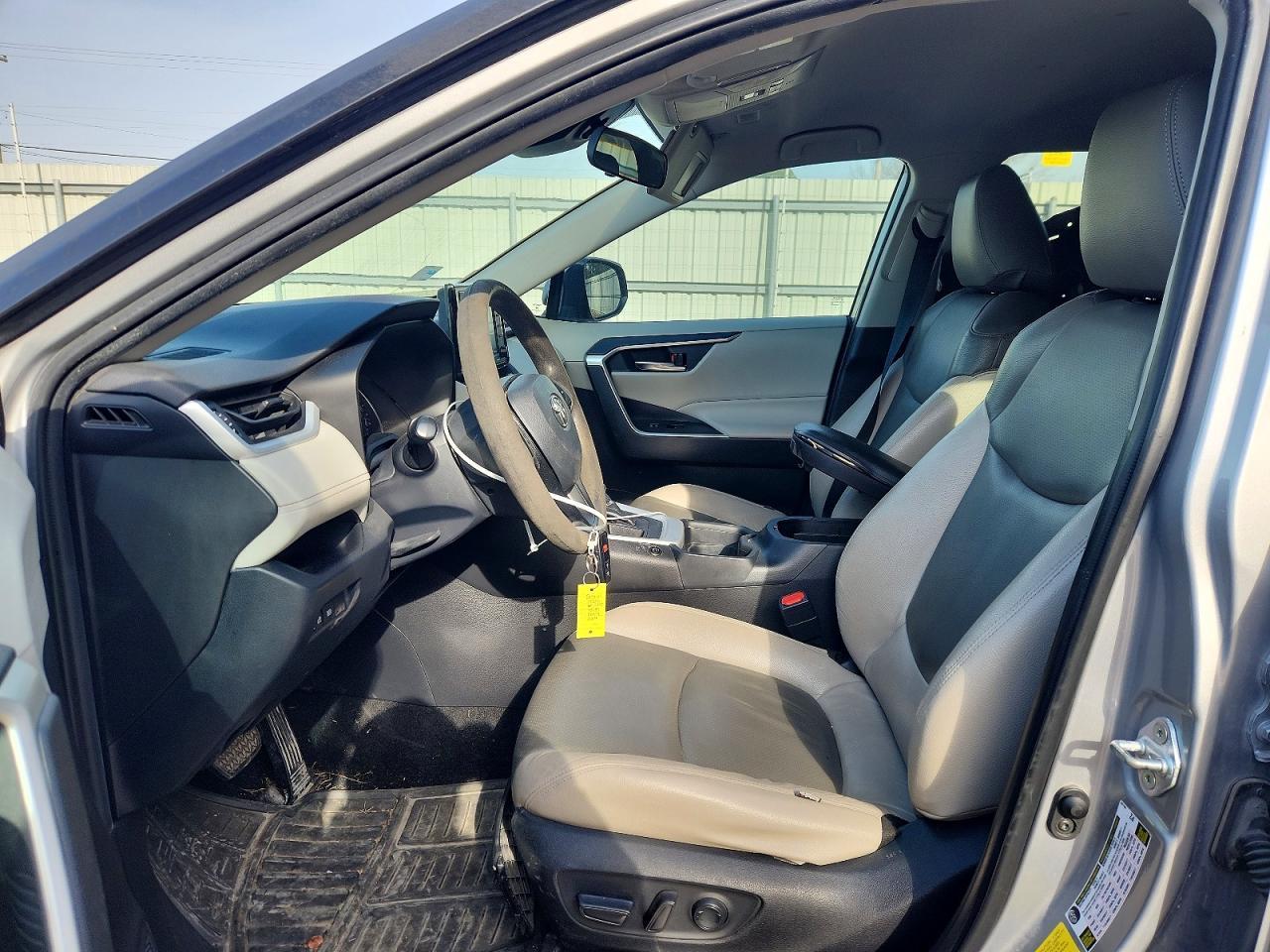 2020 Toyota Rav4 Xle - Фото 7