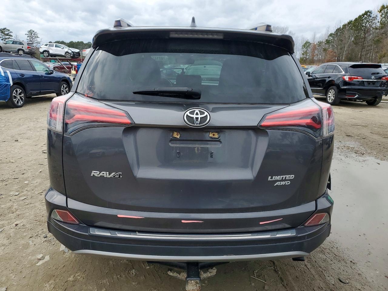 2017 Toyota Rav4 Limited - Image 6