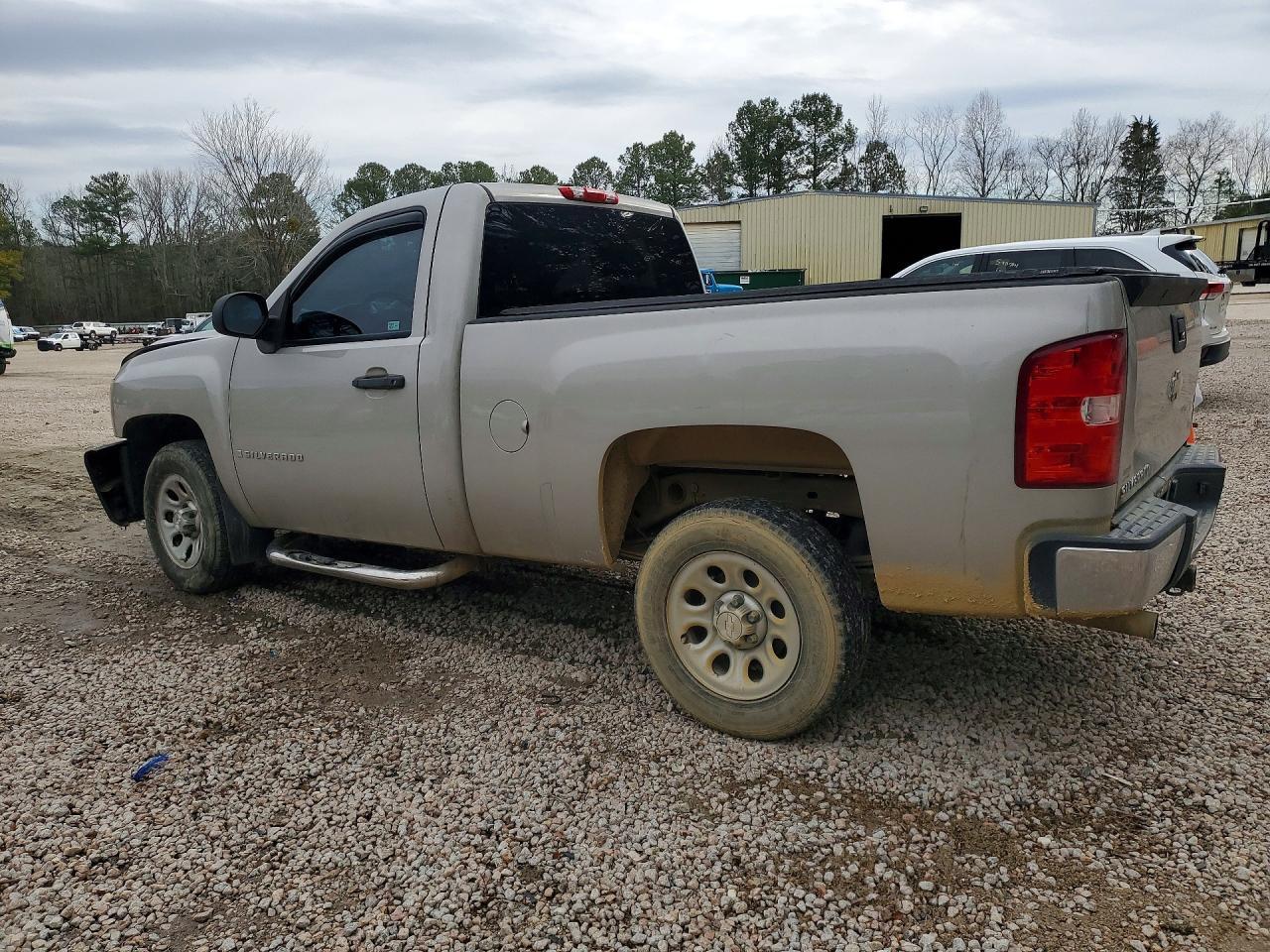 2008 Chevrolet Silverado C1500 - Фото 2