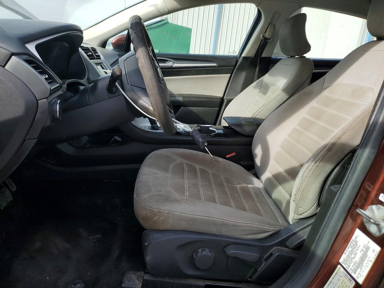 2015 Ford Fusion S - Фото 7