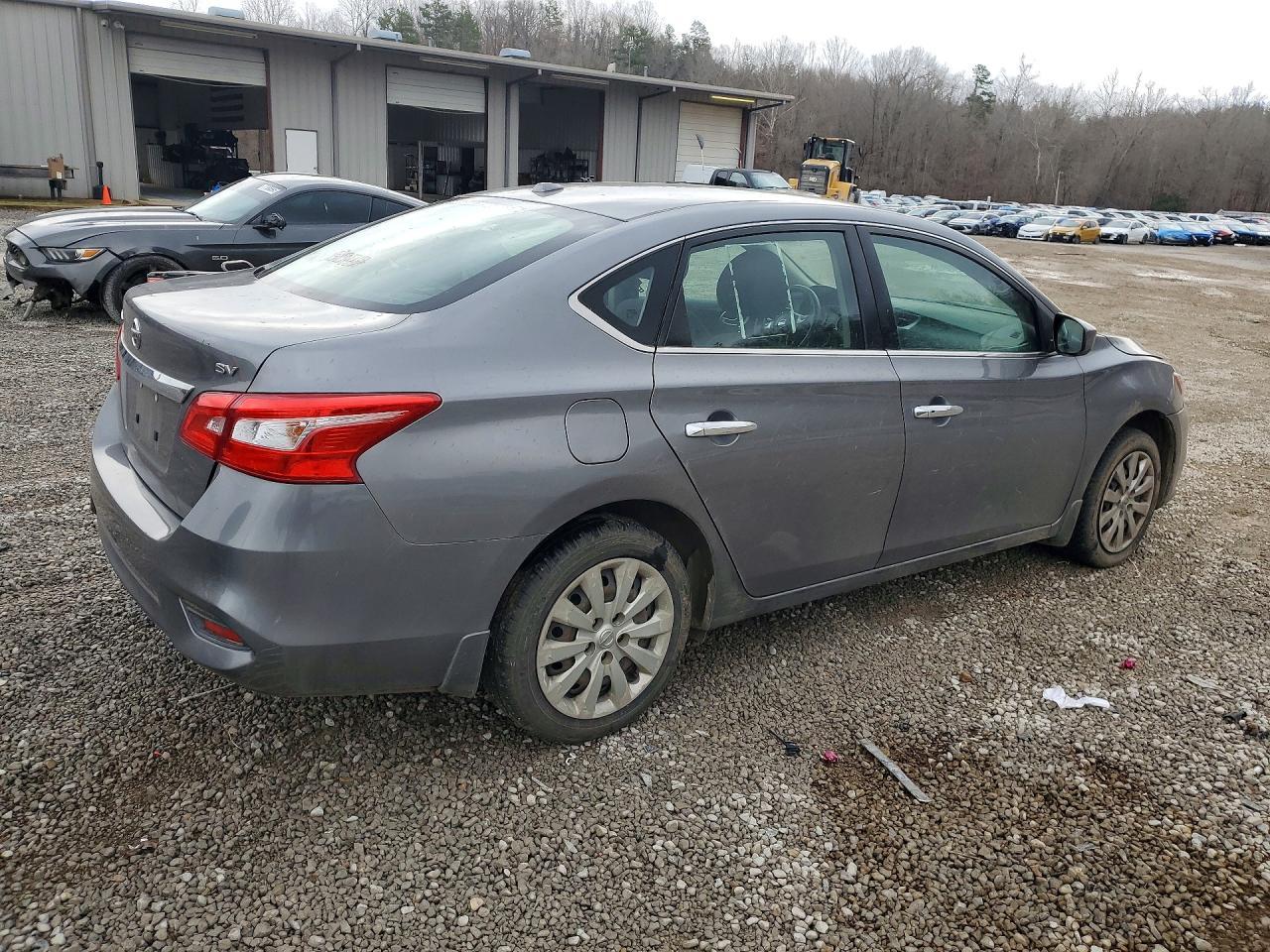 2017 Nissan Sentra Sv - Фото 3
