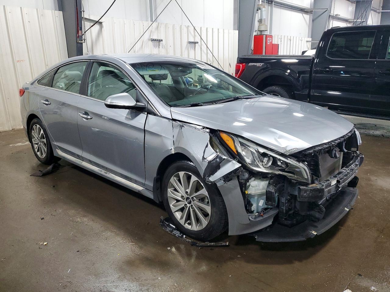 2016 Hyundai Sonata Sport - Image 4