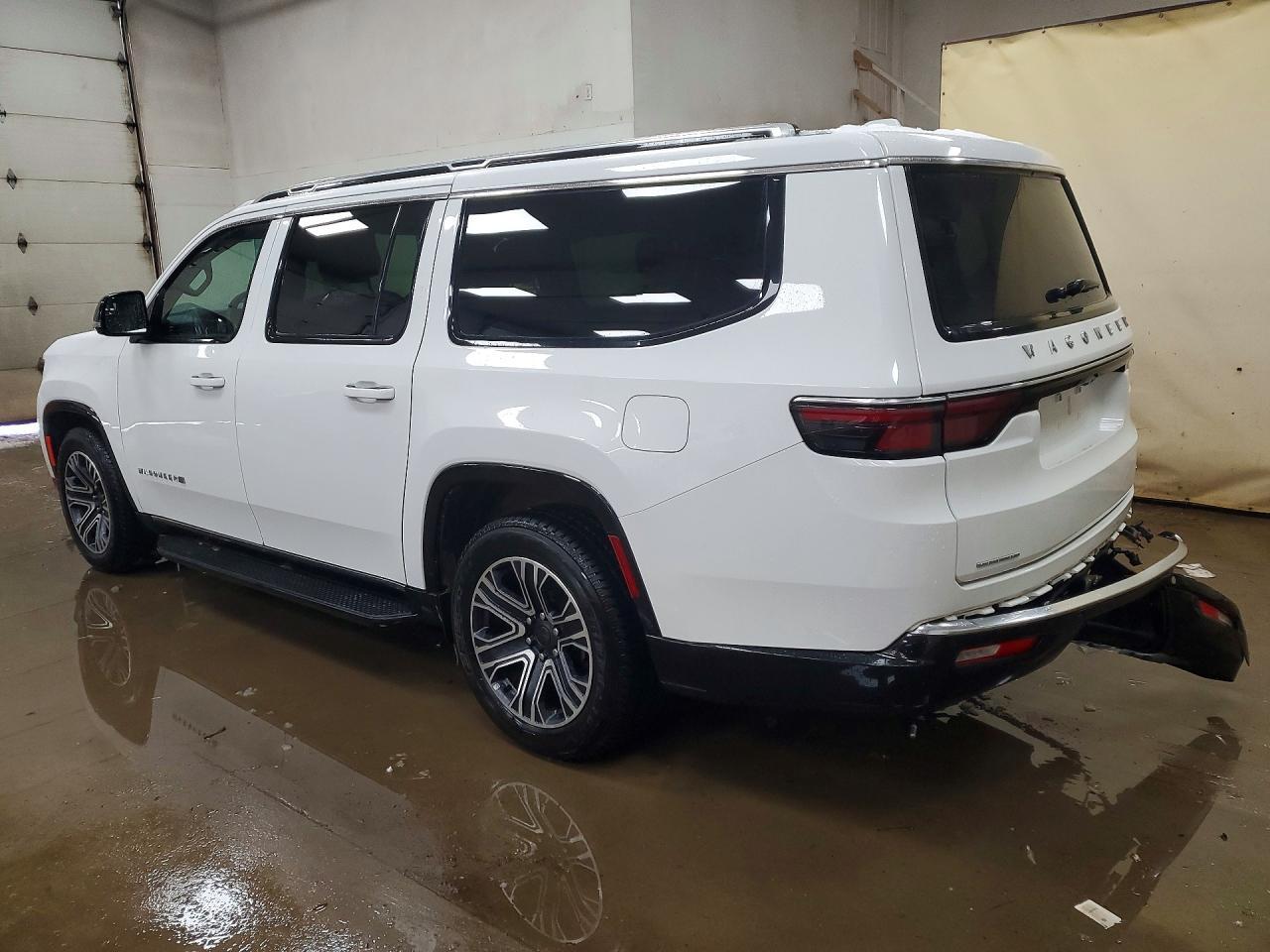 2023 Jeep Wagoneer L Series Ii - Фото 2