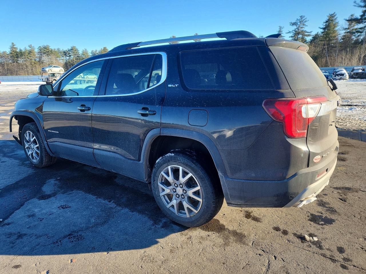 2020 GMC Acadia Slt - Image 2