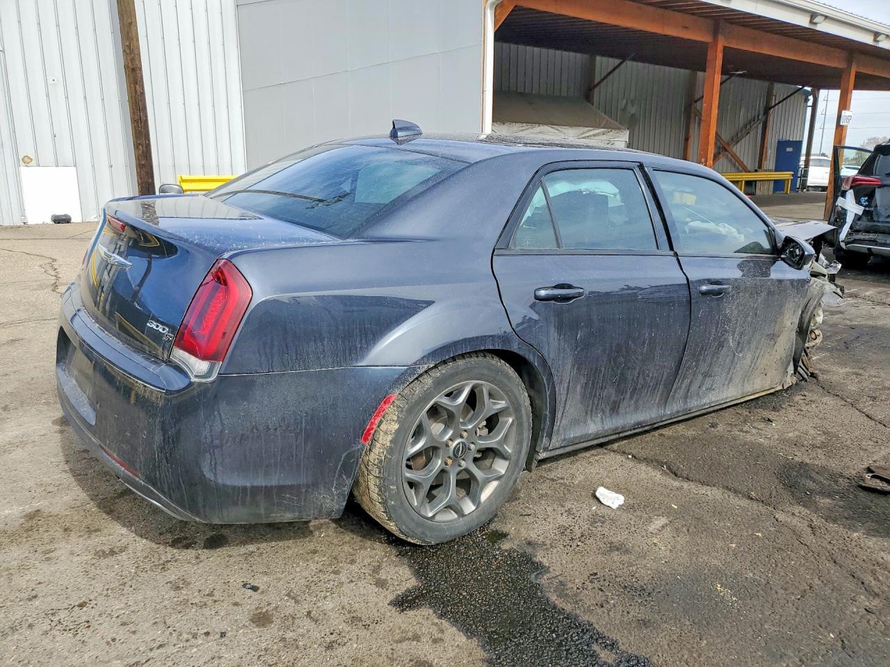 2017 Chrysler 300 S - Image 3