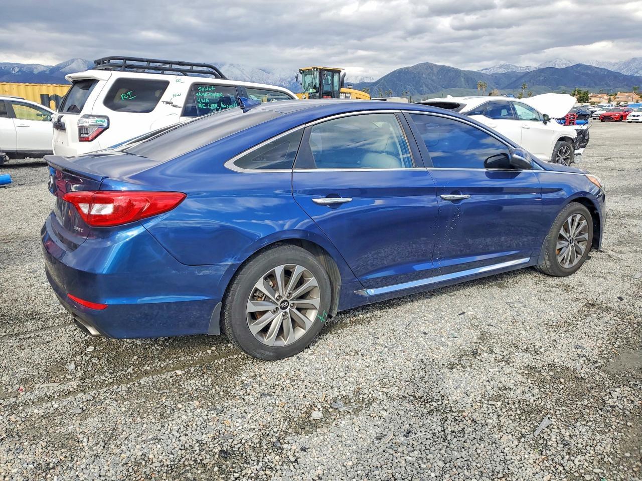 2017 Hyundai Sonata Sport - Image 3