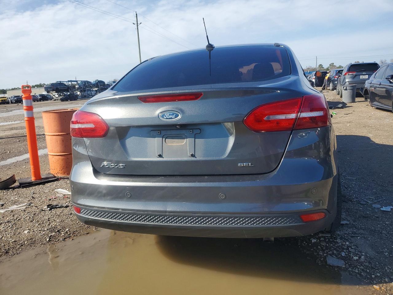 2017 Ford Focus Sel - Фото 6