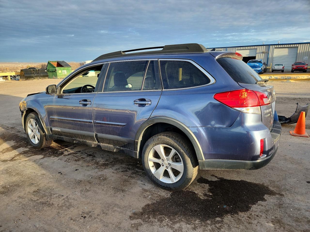 2014 Subaru Outback 2.5I Limited - Image 2