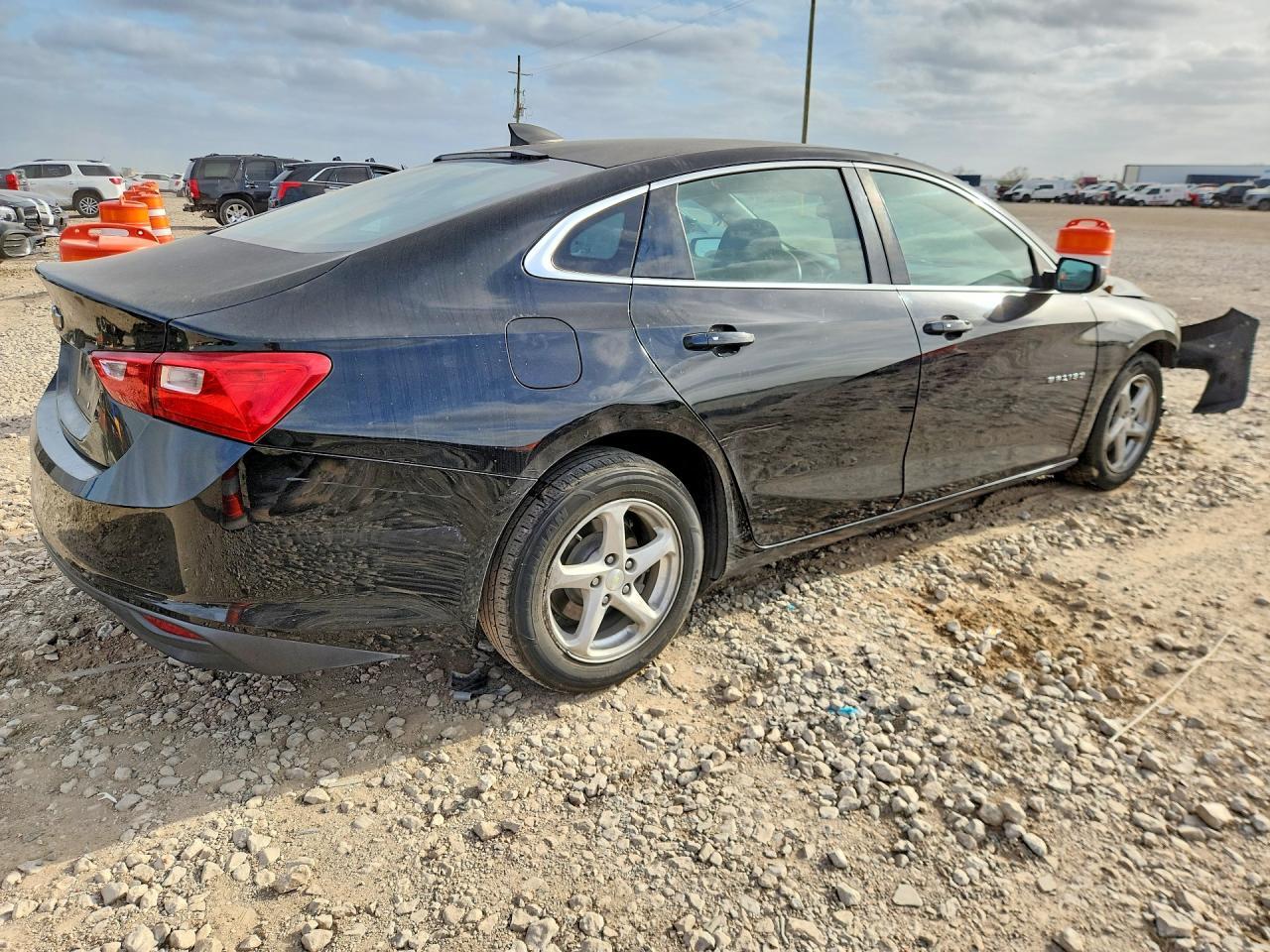2018 Chevrolet Malibu Ls - Фото 3