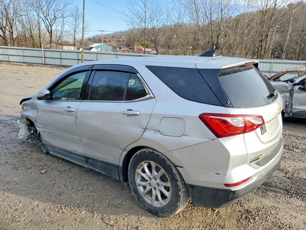 2020 Chevrolet Equinox Lt - Фото 2