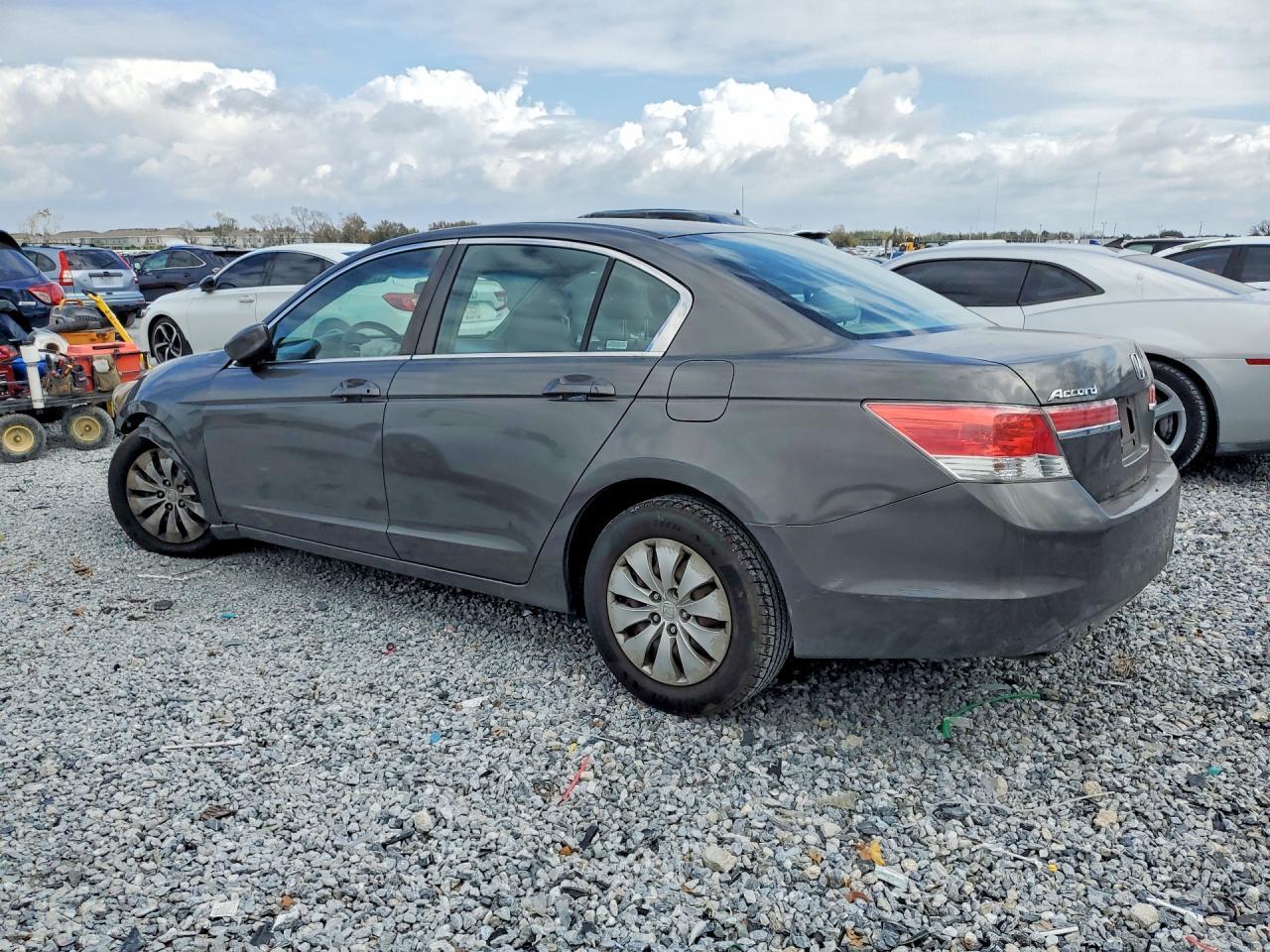 2012 Honda Accord Lx - Фото 2