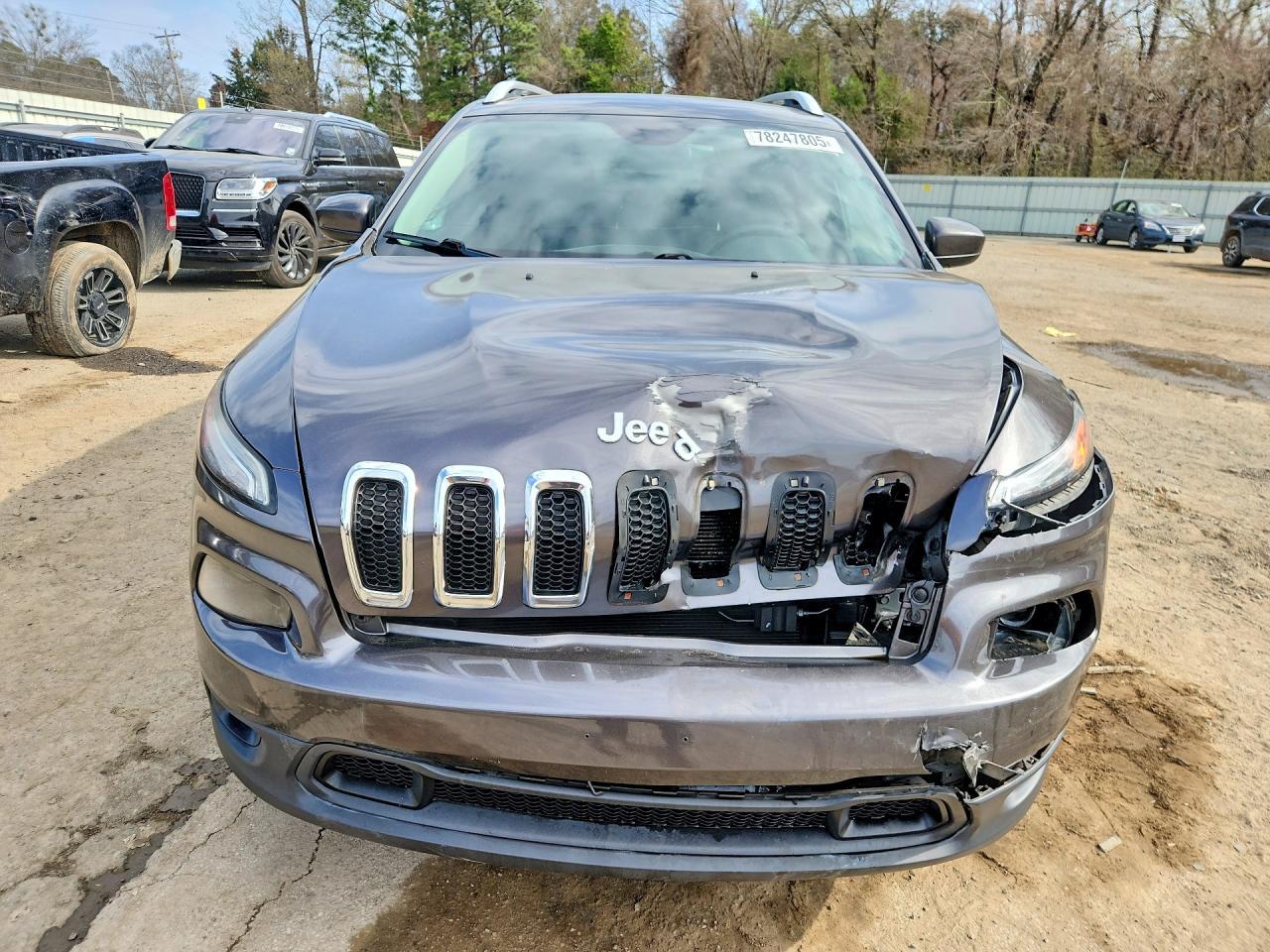 2015 Jeep Cherokee Latitude - Image 4