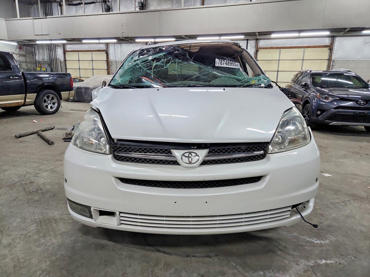 2004 Toyota Sienna Xle Limited 7 Passenger - Фото 5