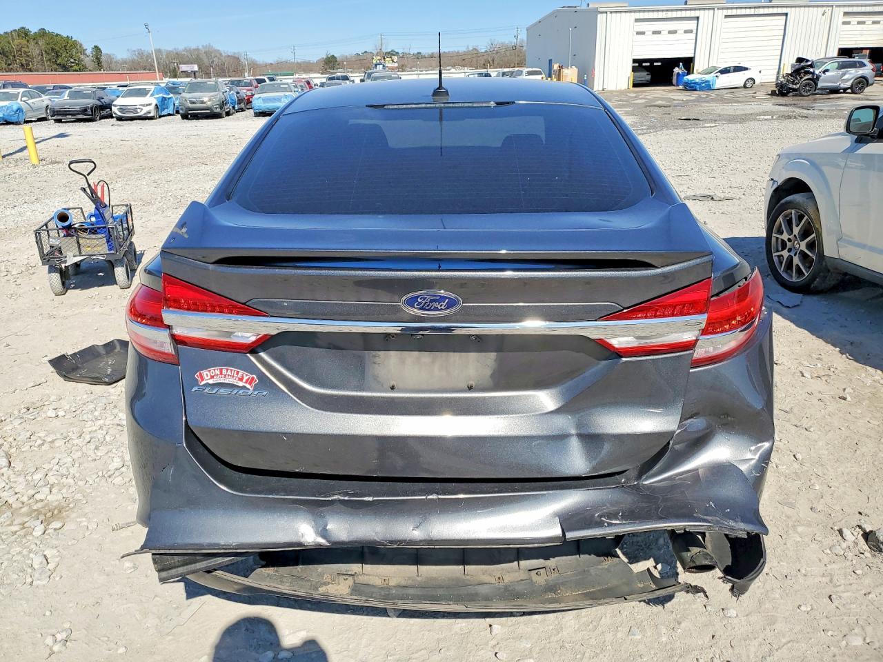 2017 Ford Fusion S - Фото 6