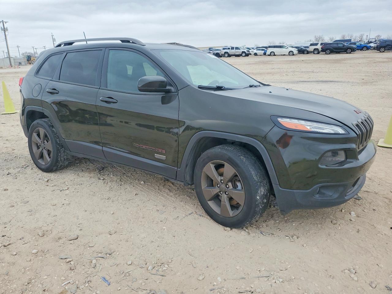 2017 Jeep Cherokee Latitude - Фото 4