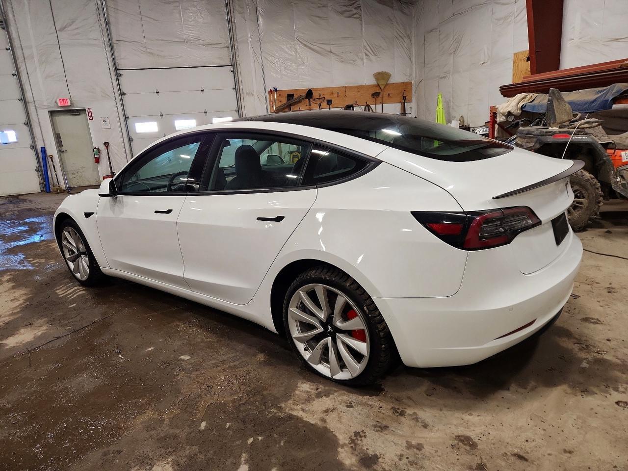 2021 Tesla Model 3 - Image 2