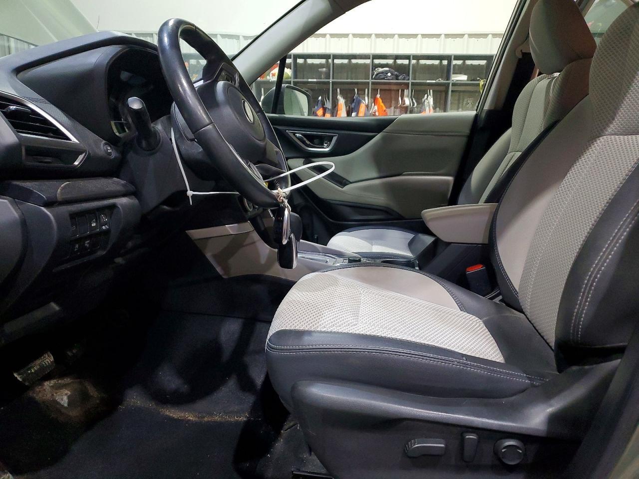 2020 Subaru Forester Premium - Фото 7