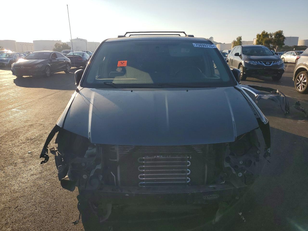 2015 Chrysler Town & Country Touring - Фото 5