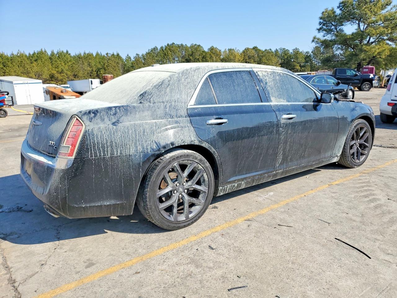 2013 Chrysler 300C - Фото 3
