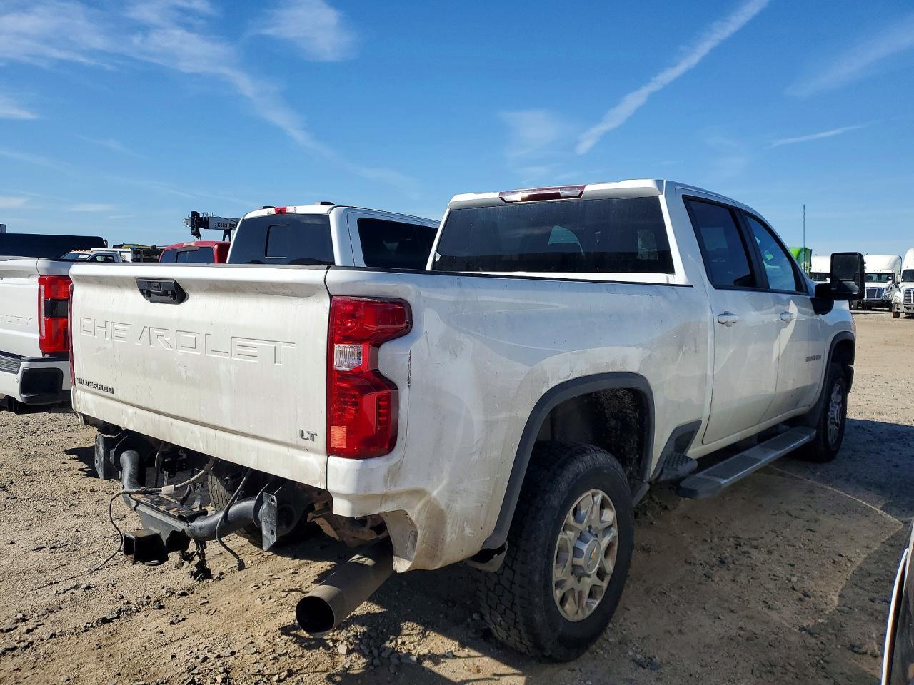 2022 Chevrolet Silverado K2500 Heavy Duty Lt - Image 3
