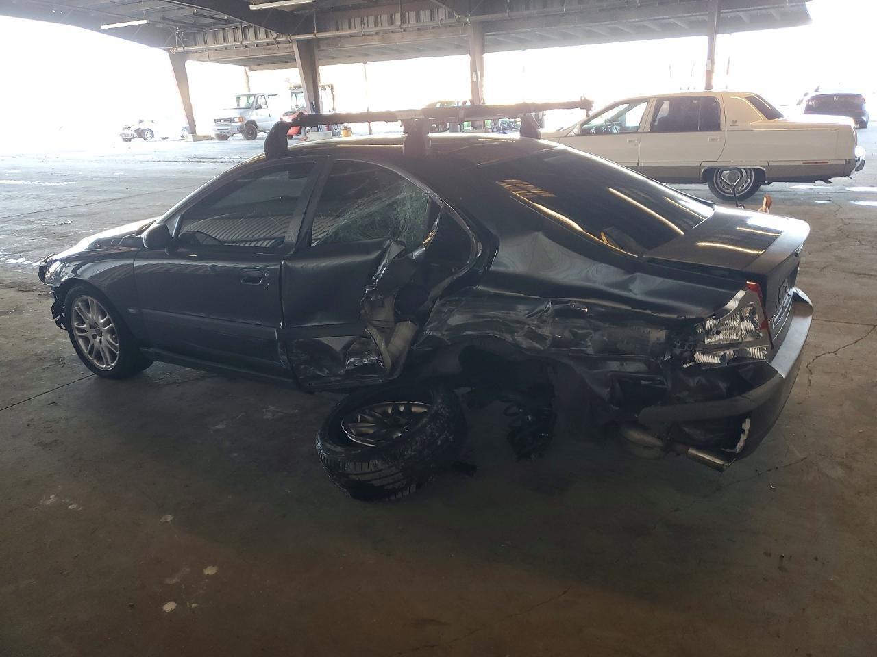 2004 Volvo S60 2.5T - Фото 2