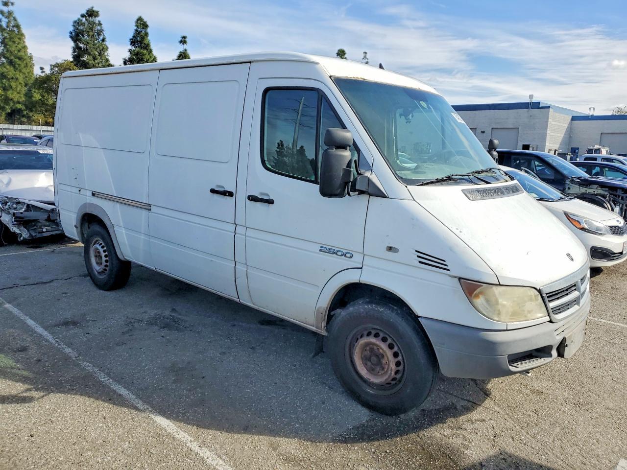 2006 Dodge Sprinter 2500 Delivery Van - Фото 4