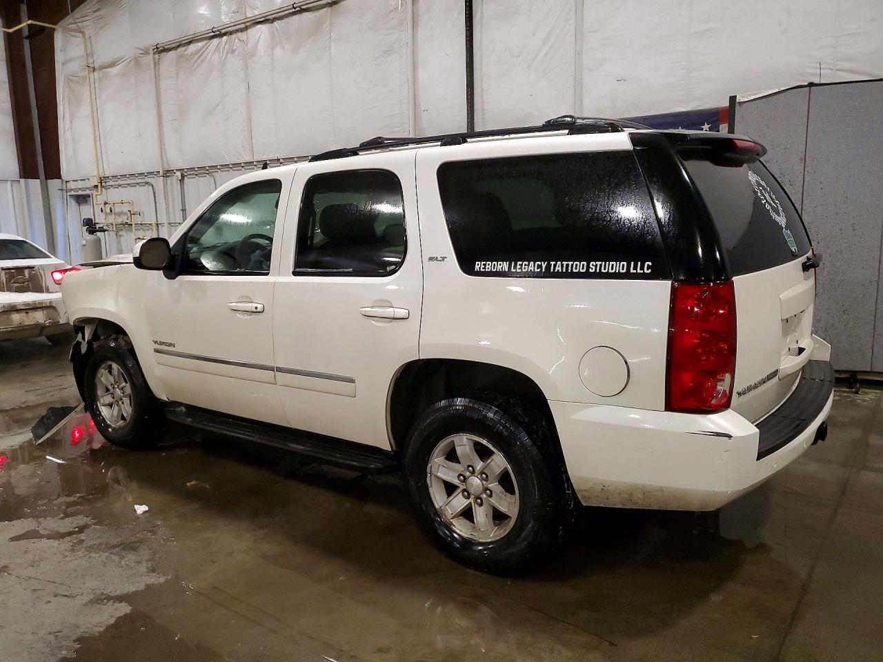 2011 GMC Yukon Slt - Image 2