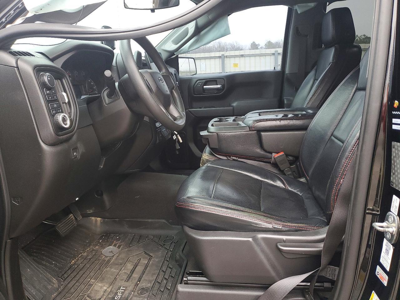 2019 Chevrolet Silverado K1500 Trail Boss Custom - Image 7