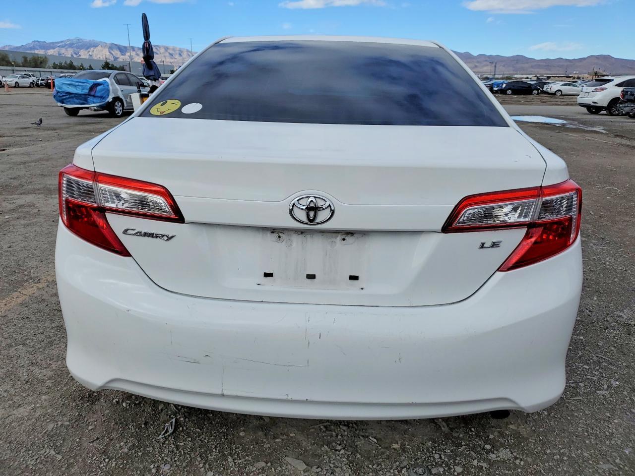 2012 Toyota Camry Le - Image 6