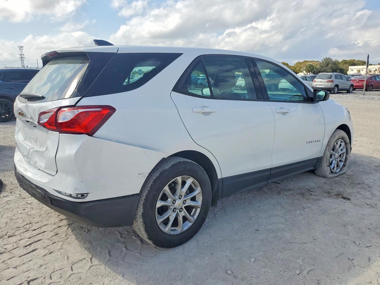 2019 Chevrolet Equinox - Фото 3