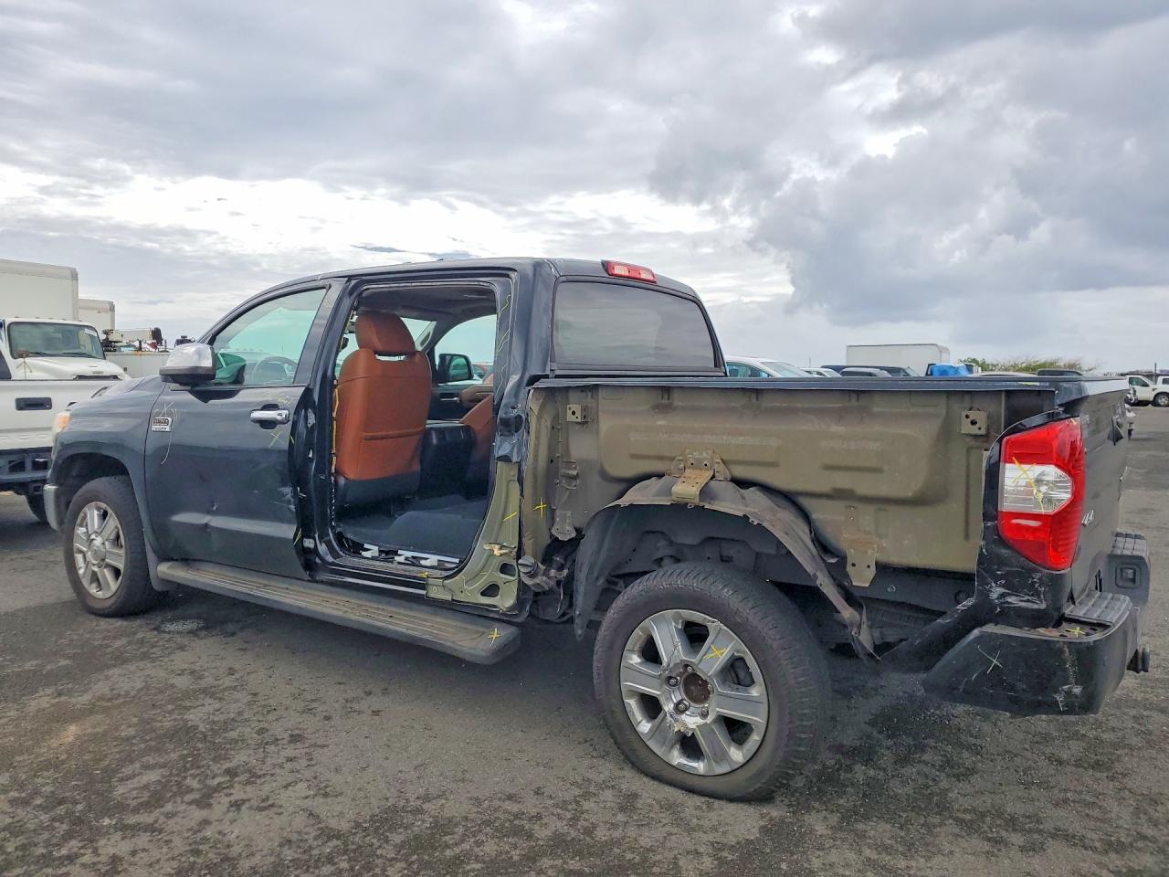 2016 Toyota Tundra Crewmax 1794 - Фото 2