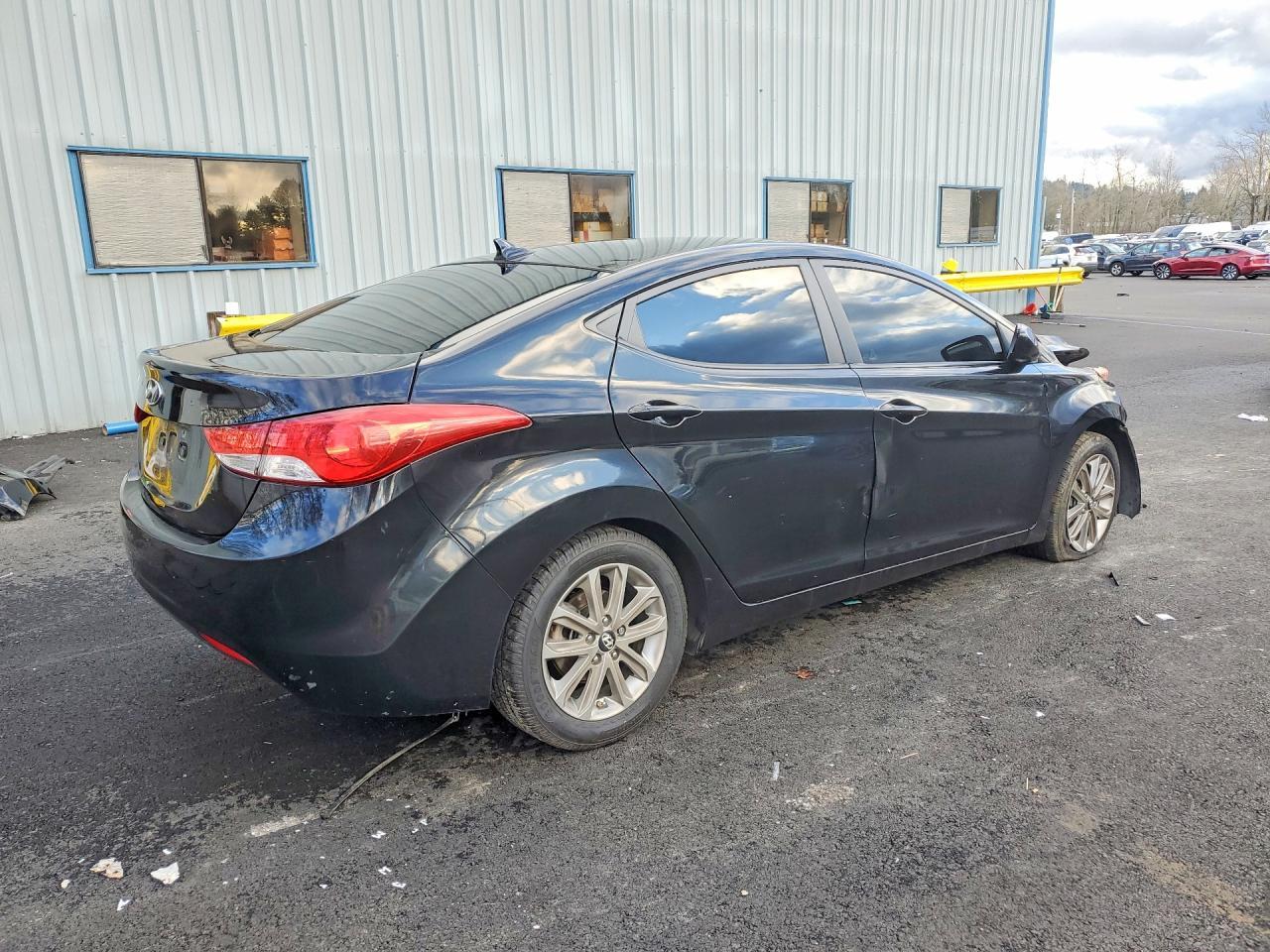 2012 Hyundai Elantra Gls - Image 3