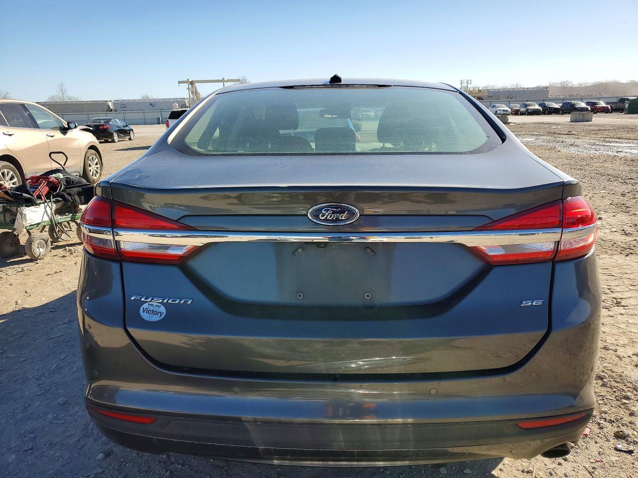 2017 Ford Fusion Se - Фото 6