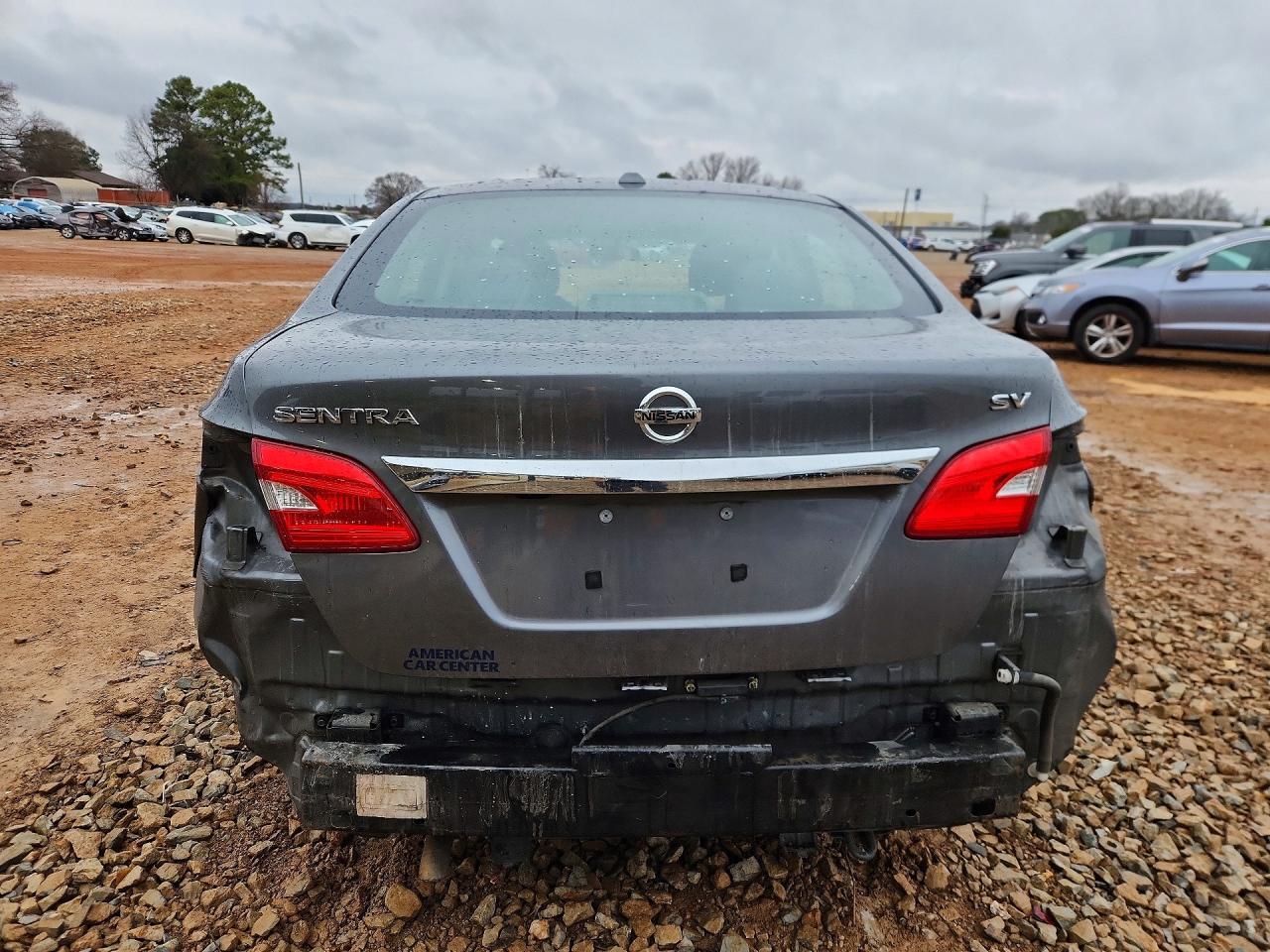 2018 Nissan Sentra S - Image 6