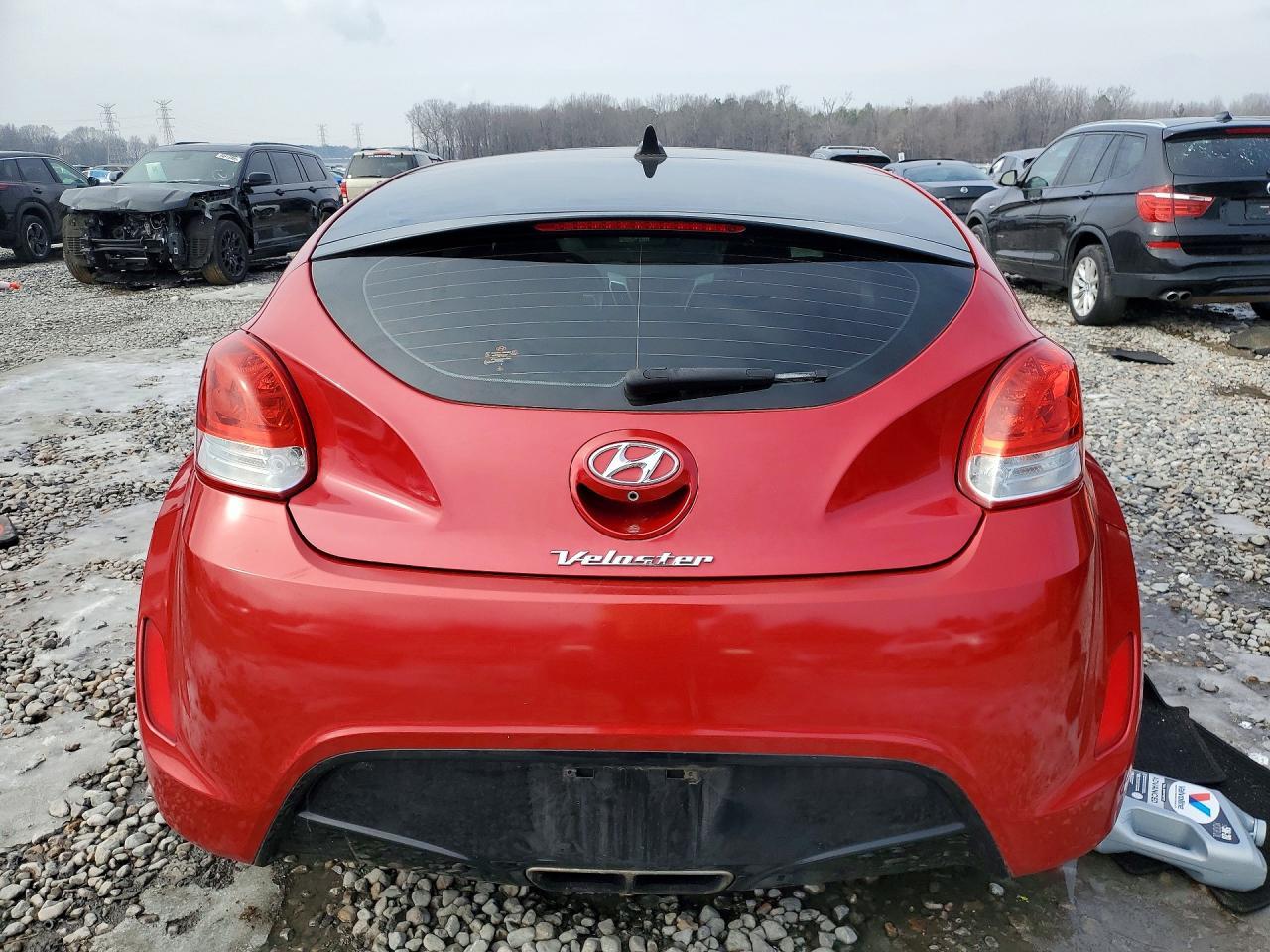 2017 Hyundai Veloster - Image 6