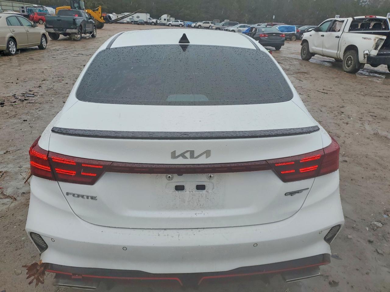 2023 Kia Forte Gt - Фото 6