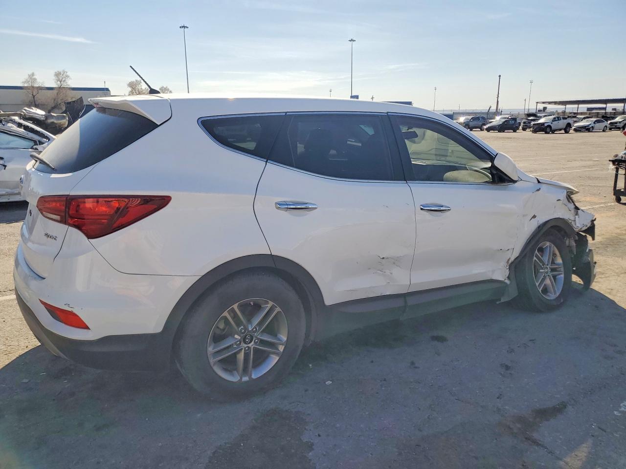 2018 Hyundai Santa Fe Sport - Image 3