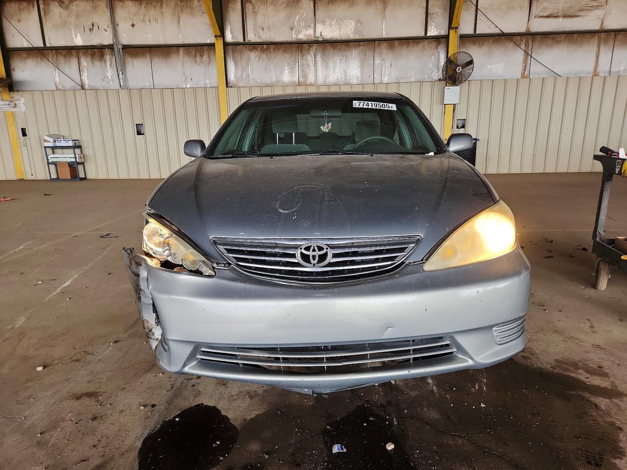 2005 Toyota Camry Le - Фото 5