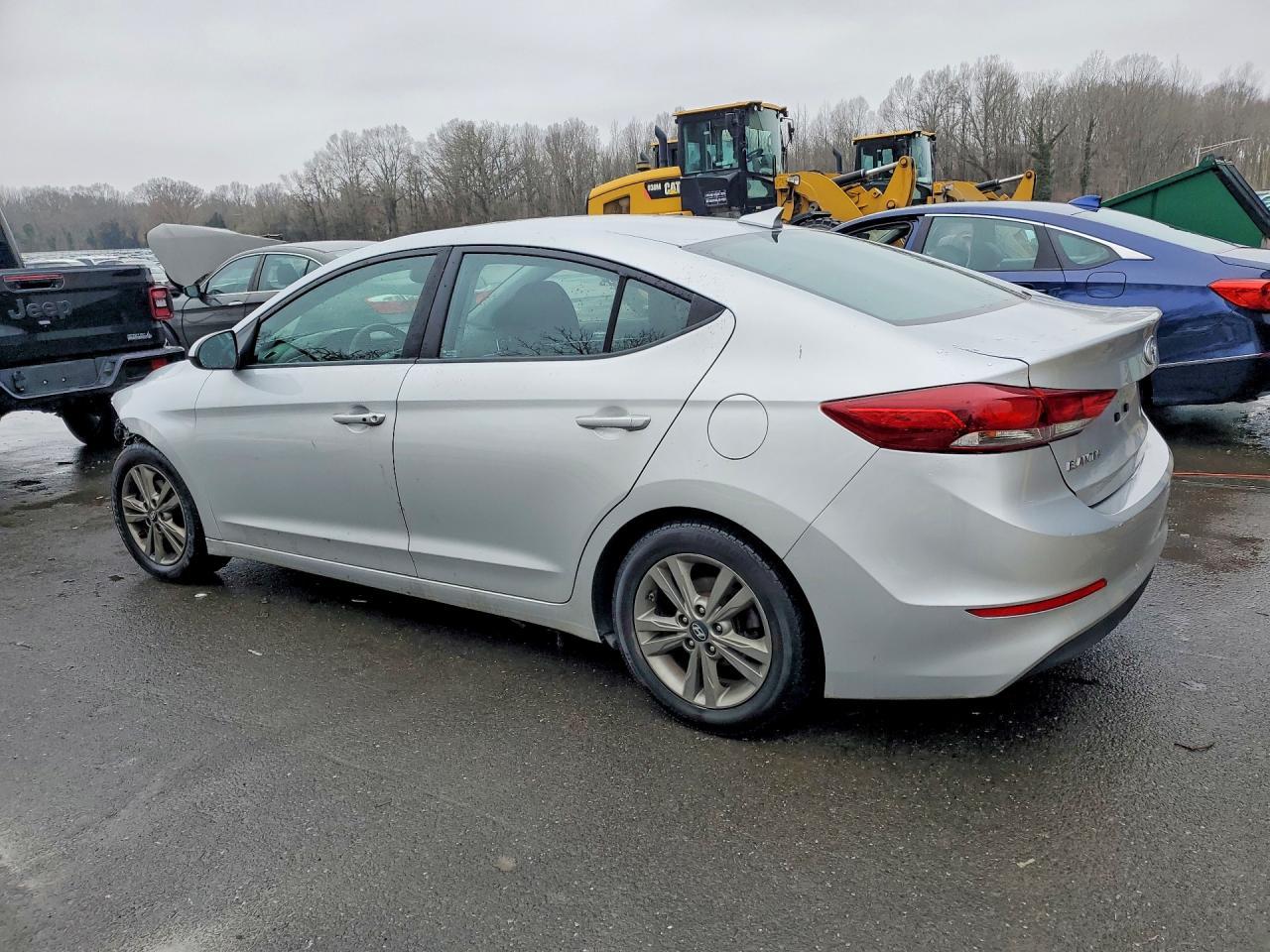 2018 Hyundai Elantra Value Edition - Фото 2