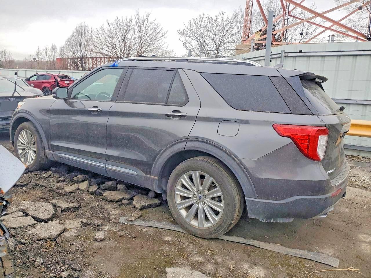 2020 Ford Explorer Limited - Фото 2